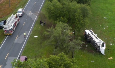 Eight dead and 40 taken to hospital after bus carrying farm workers involved in Florida collision