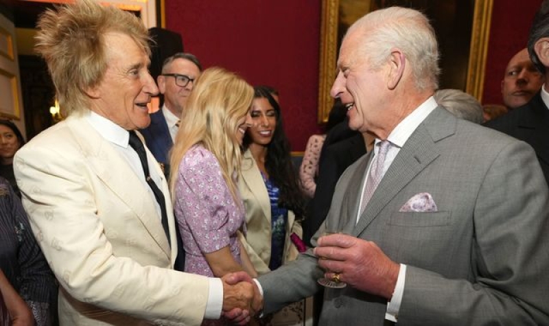 Sir Rod Stewart makes David Beckham joke at King&#039;s Foundation awards - as celebrities support royal initiative