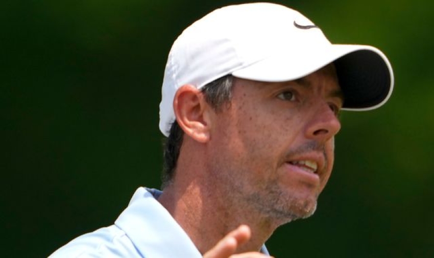 PGA Championship: Rory McIlroy in major mix despite 'scrappy' start as Tiger Woods struggles at Valhalla