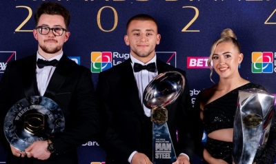 Super League: Mikey Lewis named Man of Steel and Georgie Hetherington Woman of Steel at 2024 season awards