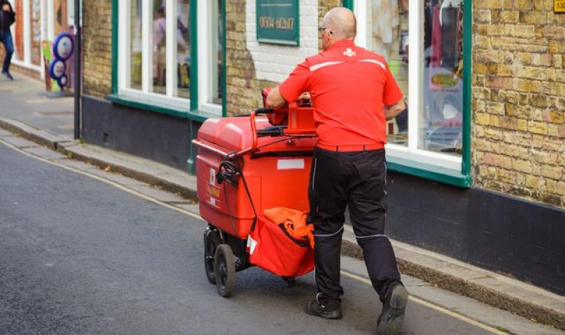 &#039;Concerning increase&#039; in dog attacks on postal workers as Royal Mail asks owners to take care