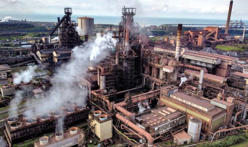Port Talbot steelworkers to hold  &#039;all-out indefinite strike&#039;
