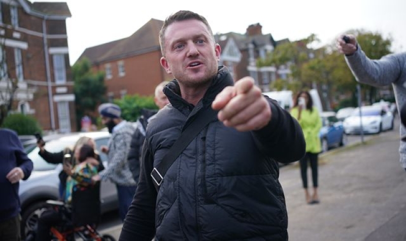 Tommy Robinson admits contempt of court after repeating false allegation about Syrian refugee