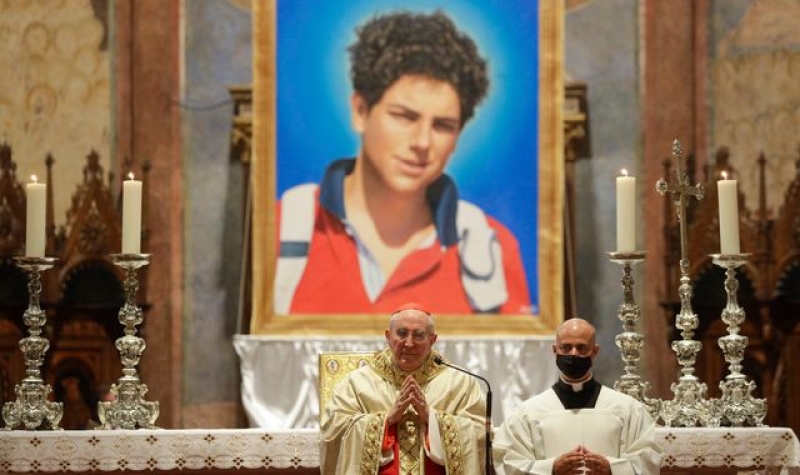 London-born teenager to become a saint after miracle recognised by the Pope