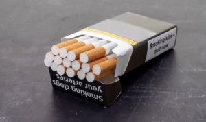 Rishi Sunak&#039;s flagship smoking ban bill passes first hurdle despite cabinet opposition