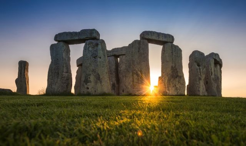 Stonehenge discovery highlights 500-mile mystery - as central stone &#039;didn&#039;t come from Wales&#039;