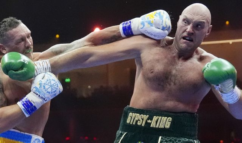 Tyson Fury deserved decision in first fight with Oleksandr Usyk, and can win the rematch, says promoter Bob Arum
