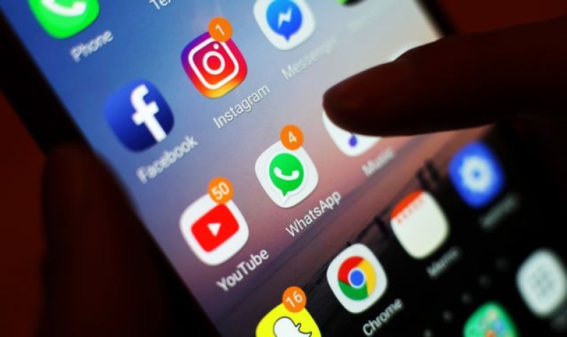 &#039;Nothing stopping&#039; child sex abuse images spreading on WhatsApp, safety group says