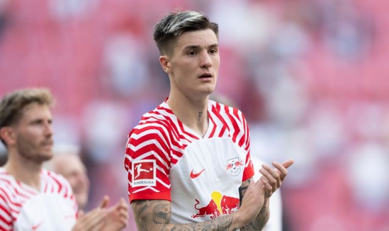 Benjamin Sesko: Arsenal and Tottenham target expected to commit future to RB Leipzig by signing new contract 