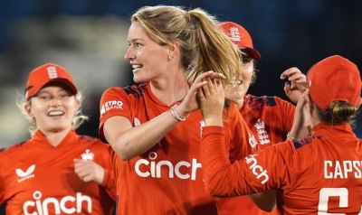 England beat New Zealand in second T20I as Alice Capsey, Maia Bouchier and Charlie Dean star in Hove