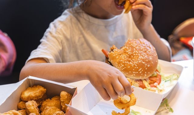 Children in the UK are shorter, fatter and sicker due to poor diet and poverty, report suggests