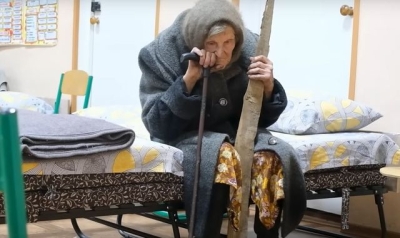 Woman, 98, &#039;walks six miles amid shelling&#039; to escape Russia-controlled Ukraine
