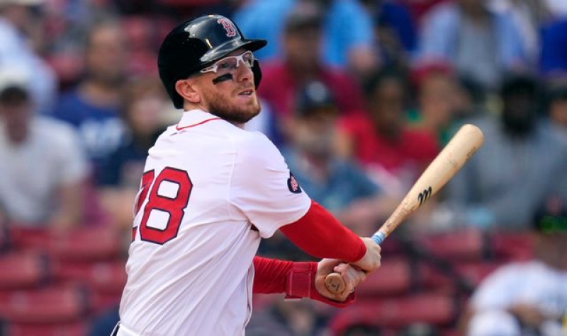 Danny Jansen becomes first player to play for two teams in same game in MLB history