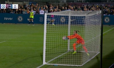 Chelsea&#039;s Sonia Bompastor calls for goal-line technology in WSL after seeing Tottenham awarded possible ghost-goal 