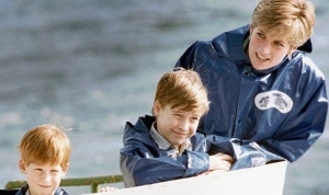 Prince William &#039;adores his little brother&#039;, letter from Princess Diana set for auction says